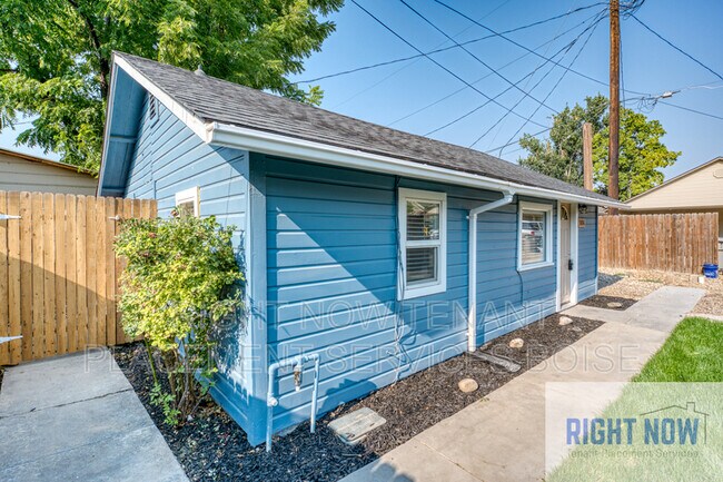 Foto del edificio - 515 16th Ave S