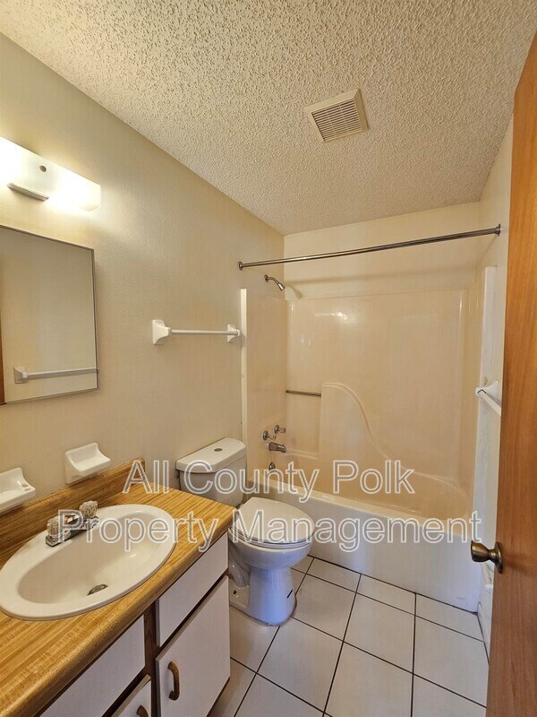 Foto del edificio - 455 Buck Moore Rd
