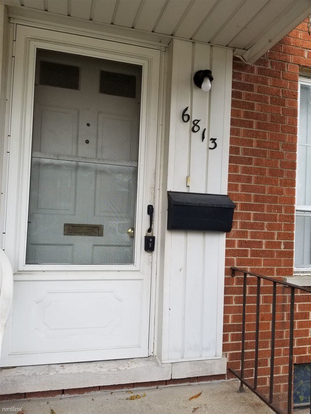 3 br, 1.5 bath - 6813 Country Ln - 3 br, 1.5 bath  - 6813 Country Ln