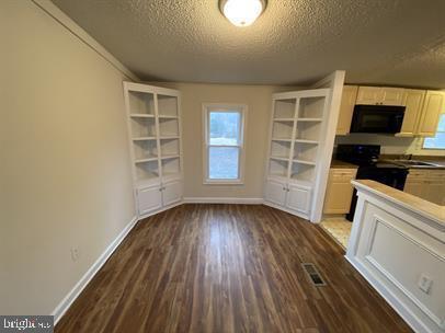 Building Photo - 5917 Paynes Ln