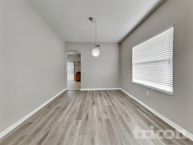 Foto del edificio - 13409 Teaberry Ln