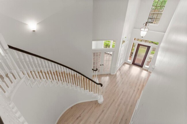 Foto del edificio - 22 Rillwood Pl