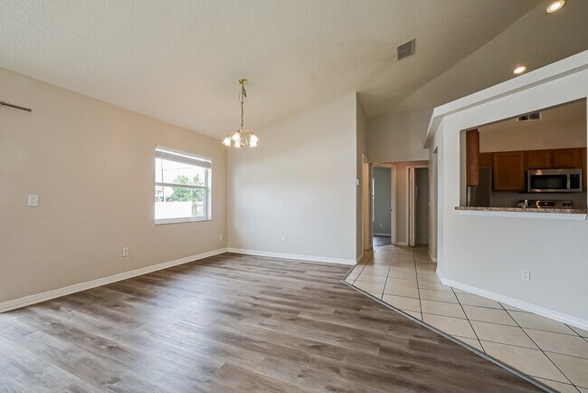 Building Photo - 2234 Majestic Eagle Cir