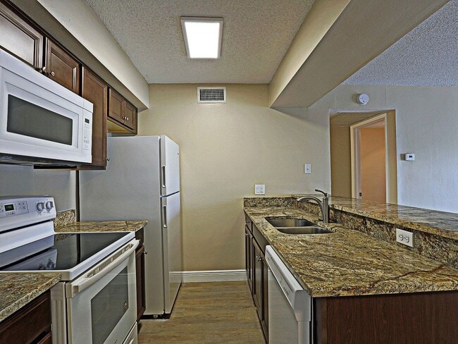 Foto del edificio - Mystic Gardens 5319-1905