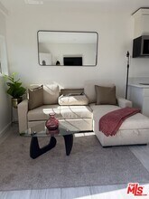 Building Photo - 602-6025 N Maple Dr