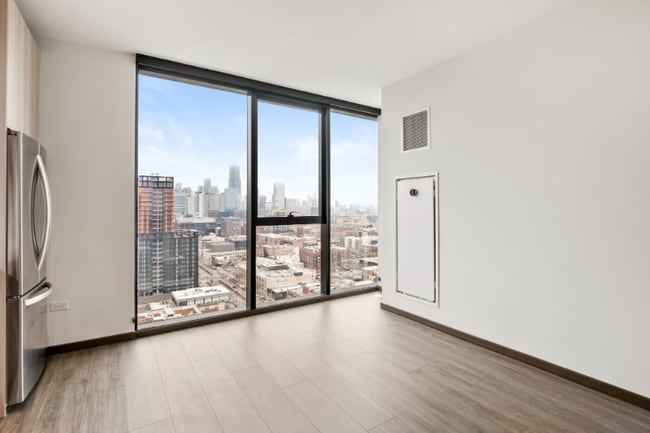 Building Photo - 1409 W Randolph St