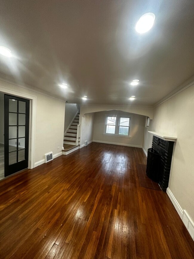 Building Photo - 3389 Kildare Rd