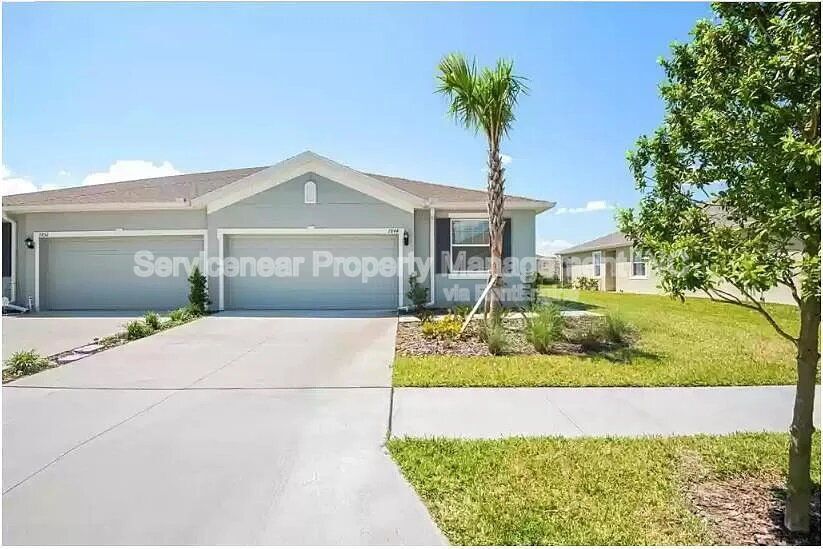 Foto principal - 7844 Stonebrook Cir