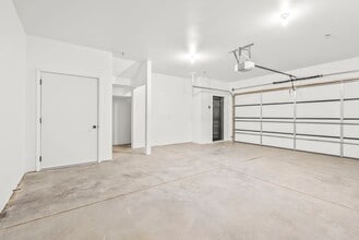 Interior Photo - Twin Oaks Apartments