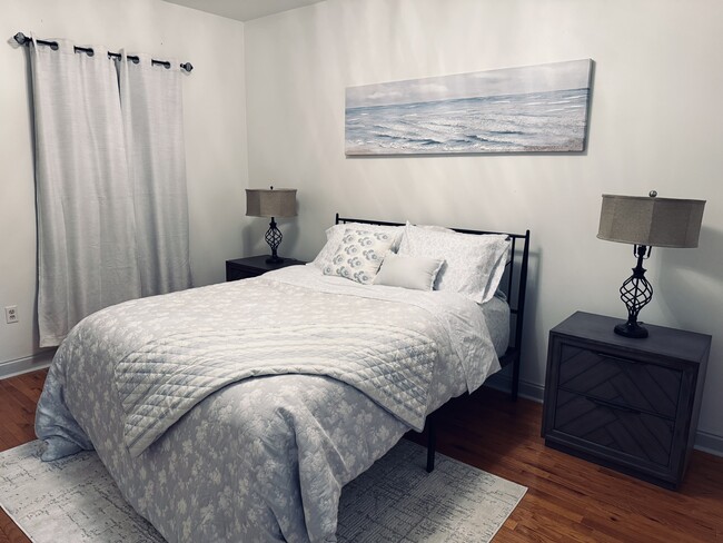 Foto del edificio - 324 Long Pointe Ln