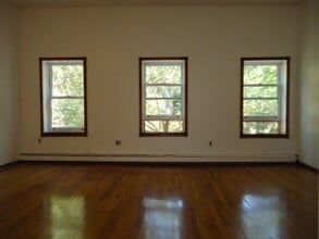 Building Photo - 326 Carlton Ave