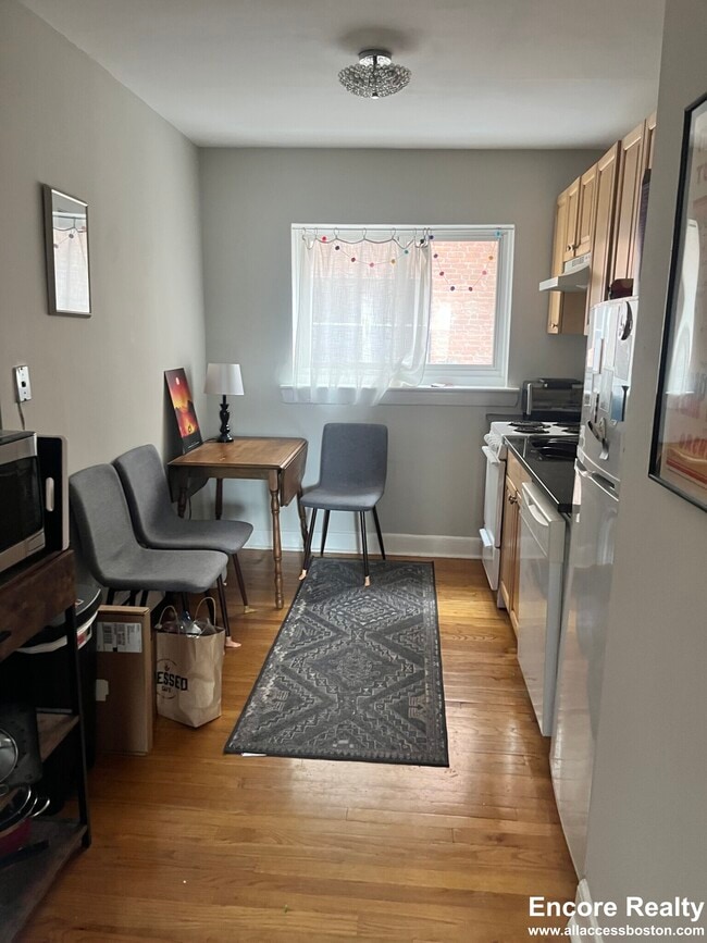 Building Photo - 69 Chiswick Rd