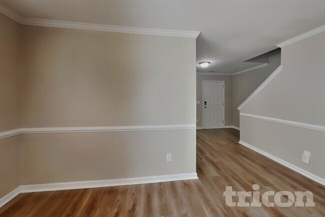 Foto del edificio - 6867 Horseback Lane