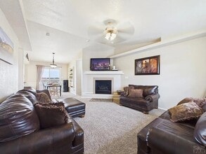 Building Photo - 435 E Stardust Dr