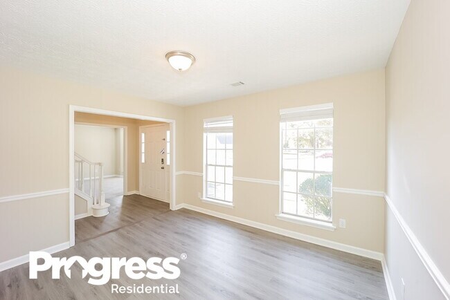 Building Photo - 6570 Smoke Ridge Dr