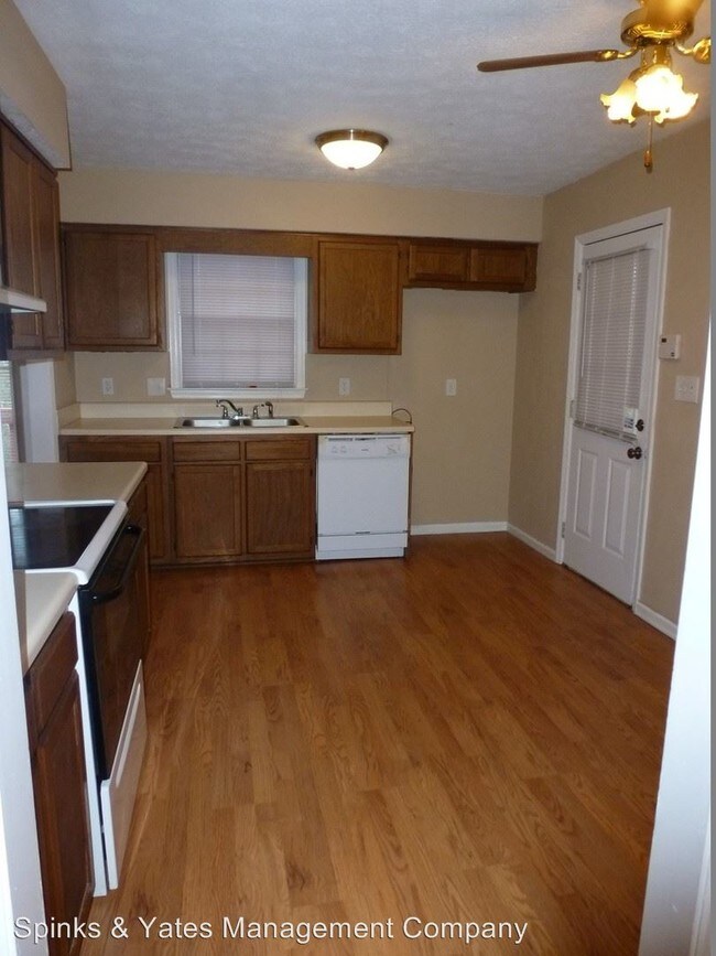 Foto del edificio - 3 br, 2 bath House - 116 Daniel Court
