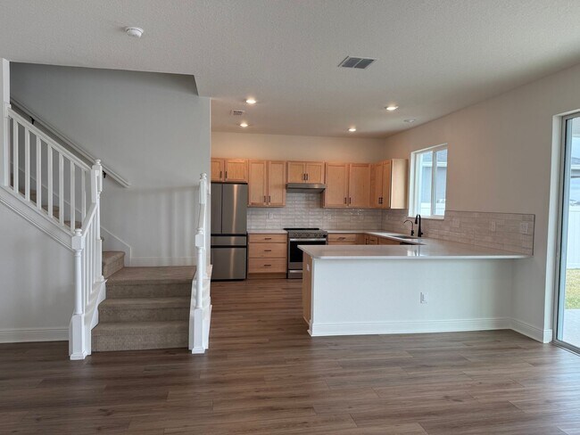 Foto del edificio - Beautiful 4 bedroom Home