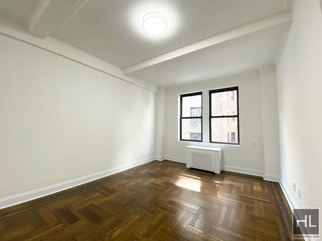 Foto del edificio - WEST 68 STREET