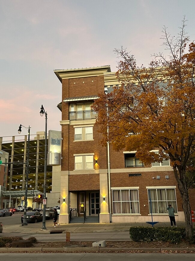 Foto del edificio - 2020 5th Ave S