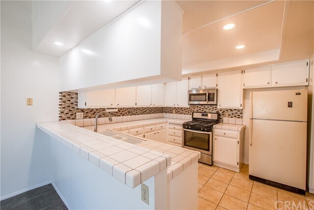 Foto del edificio - 4791 Lago Dr