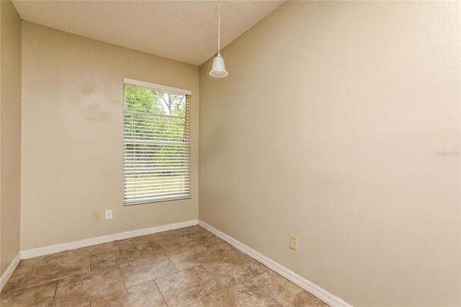 Building Photo - 441 S Sparkman Ave