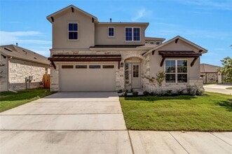 Building Photo - 3901 Tavarez St