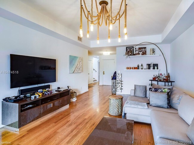 Foto del edificio - 1415 Sunset Harbour Dr
