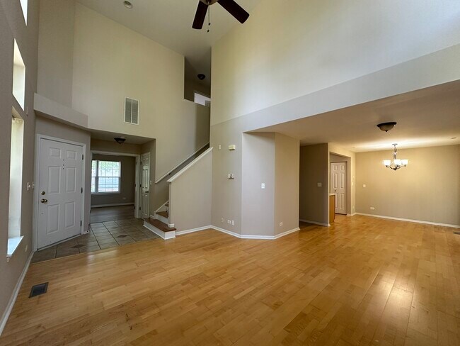 Building Photo - 2737 Borkshire Ln