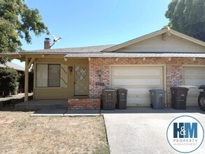 Building Photo - 18342 Shadowbrook Way