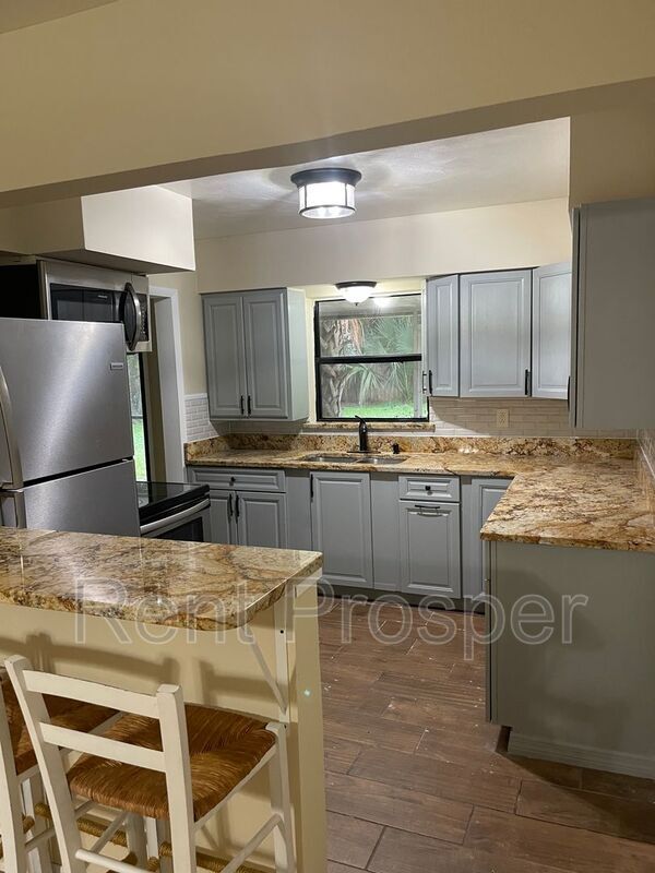 5526 Ridgeway Dr, Orlando, FL 32819 House Rental in Orlando, FL