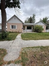Building Photo - 2213 7th Ave N