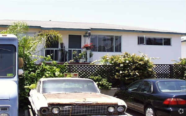 Foto del edificio - Little Robbie