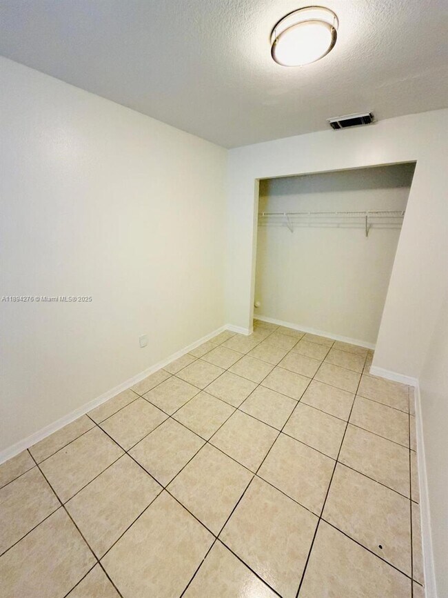 Foto del edificio - 26323 SW 135th Pl