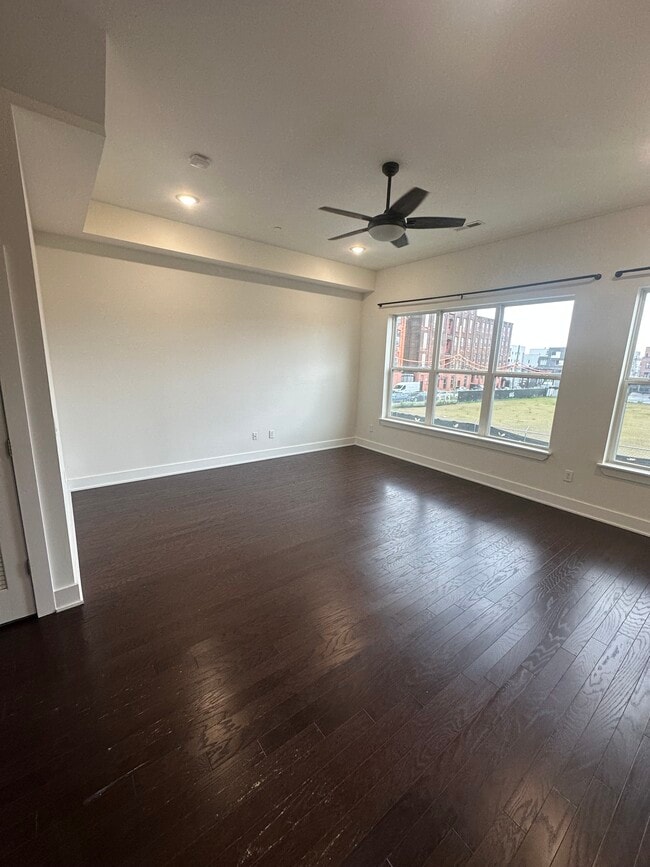 Living Room - 516 W Montgomery Ave