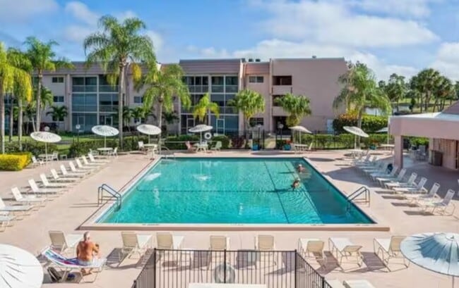 Foto del edificio - 170 Turtle Lake Ct