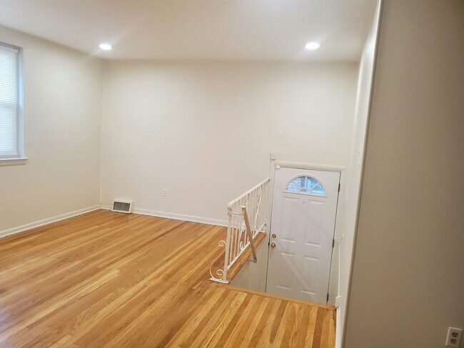 Foto del edificio - 1705 Borbeck Ave