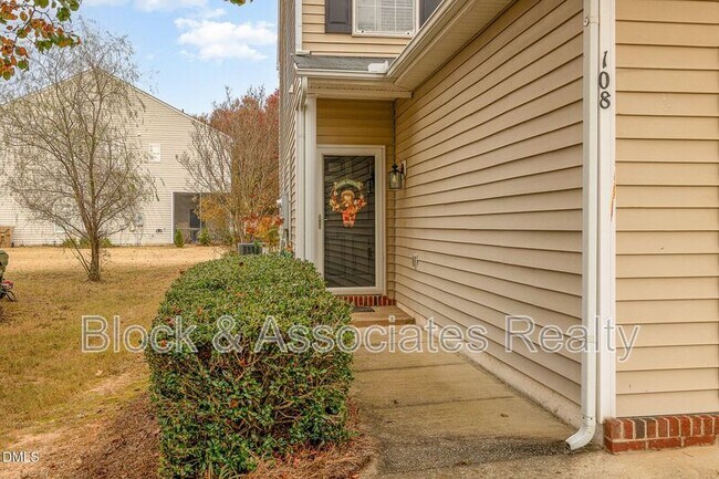 Foto del edificio - 108 Buchanan Ln