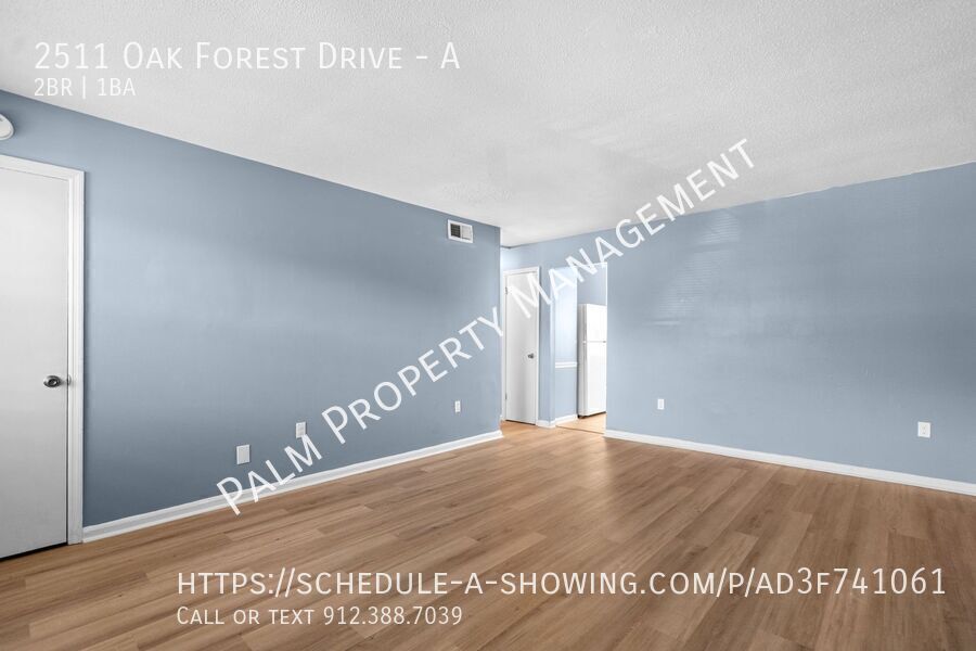 Foto del edificio - 2511 Oak Forest Dr