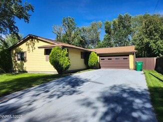 Building Photo - 7720 Fowler Ave