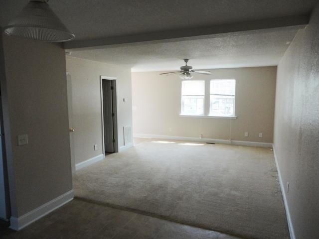 Building Photo - 44 Cardinal Ct