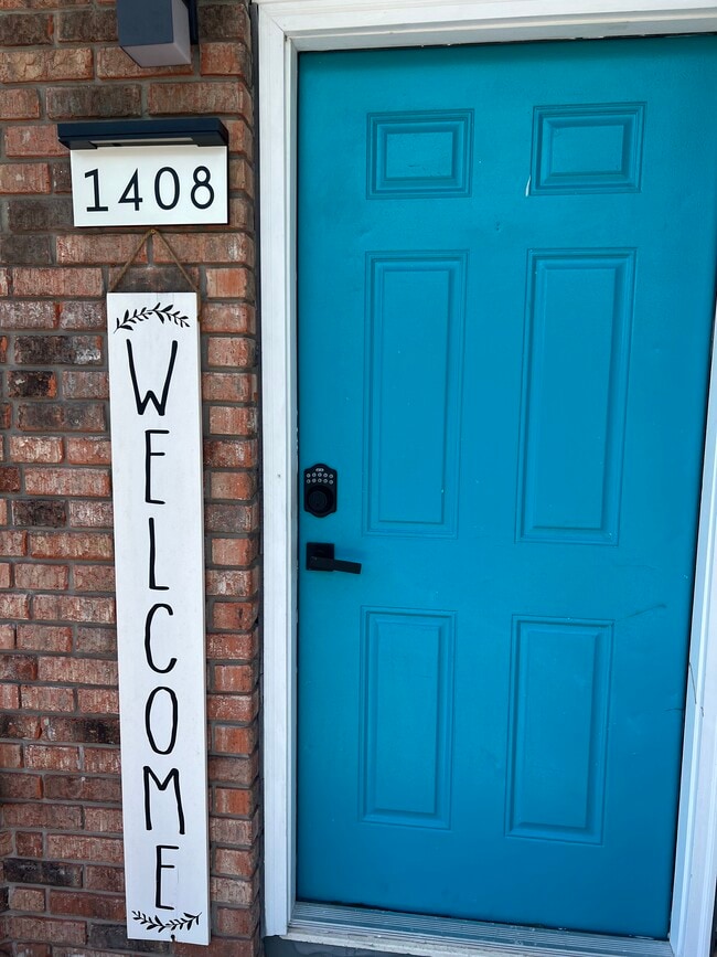 Photo - 1408 Montana Ave Townhome