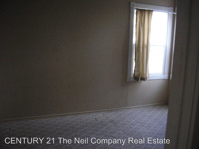 Building Photo - 737 NE Jackson St