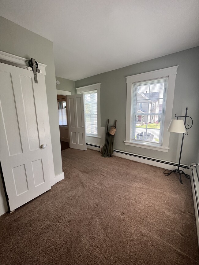 Bedroom 1 - 107 East St