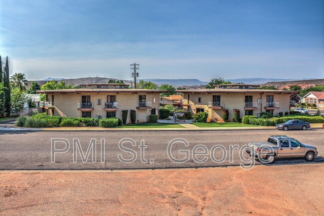 Building Photo - 210 E 600 S