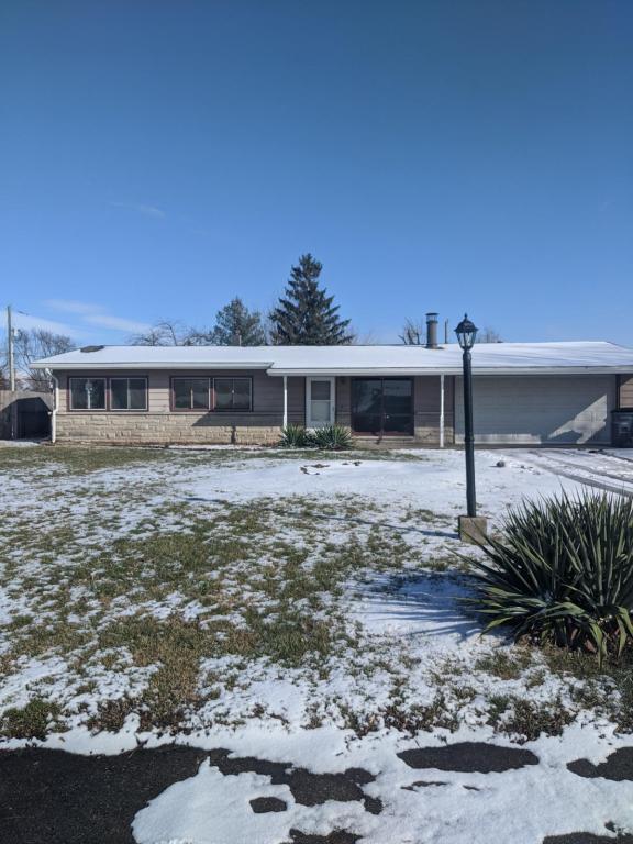 Primary Photo - 1320 Meadowbrook Dr