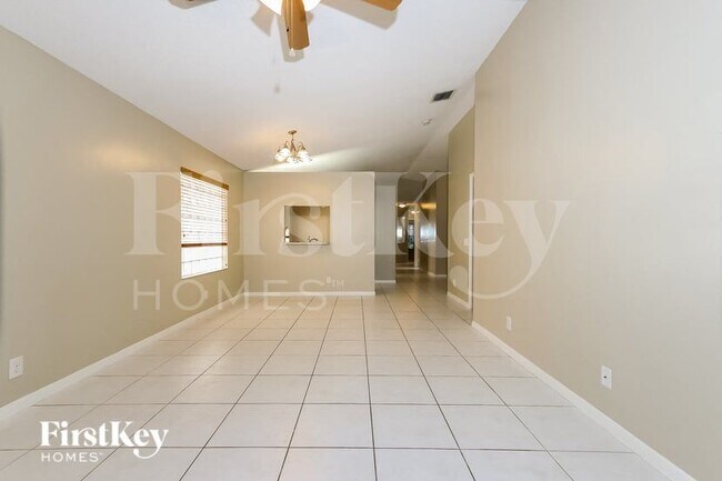 Building Photo - 4652 Concordia Ln