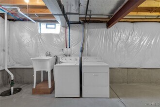 Building Photo - 940 Reserve Rd