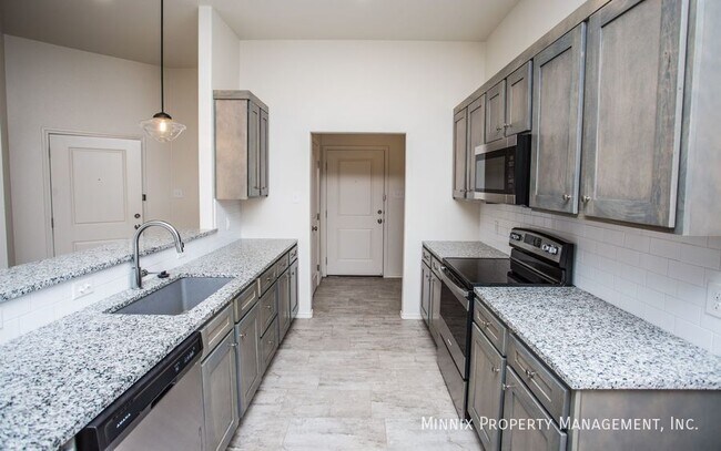 Foto del edificio - 1112 N 7th St