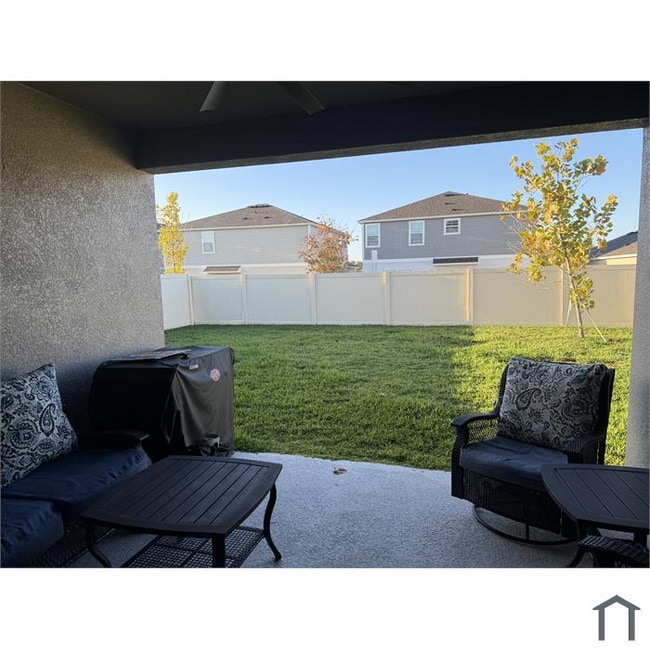 Foto del edificio - 12755 Canter Call Rd