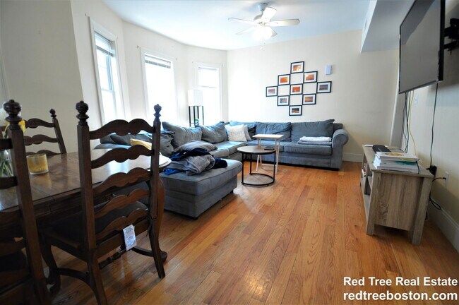 Foto del edificio - 74 Brooks St